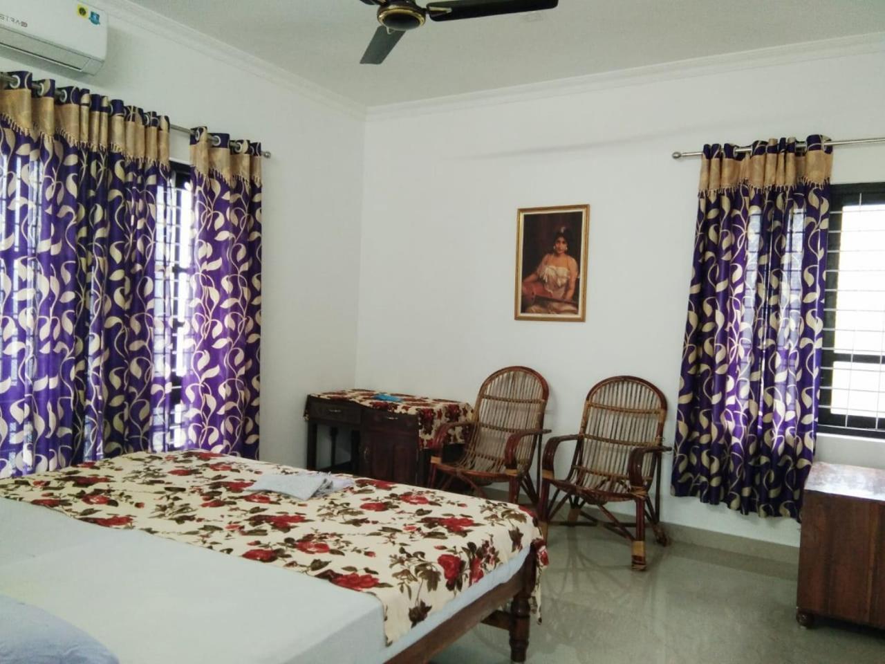 Karma Homestay Mundrothuruth Room photo